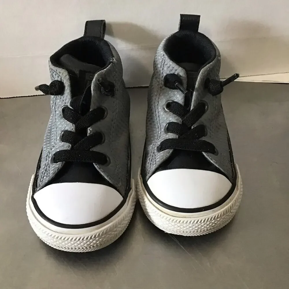 Converse All Star Chuck Taylors no tie high tops 6